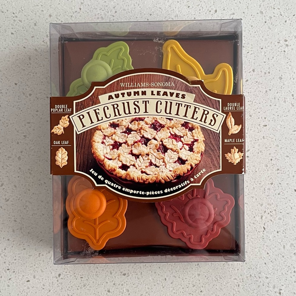 NEW Williams Sonoma piecrust cutters autumn leaves